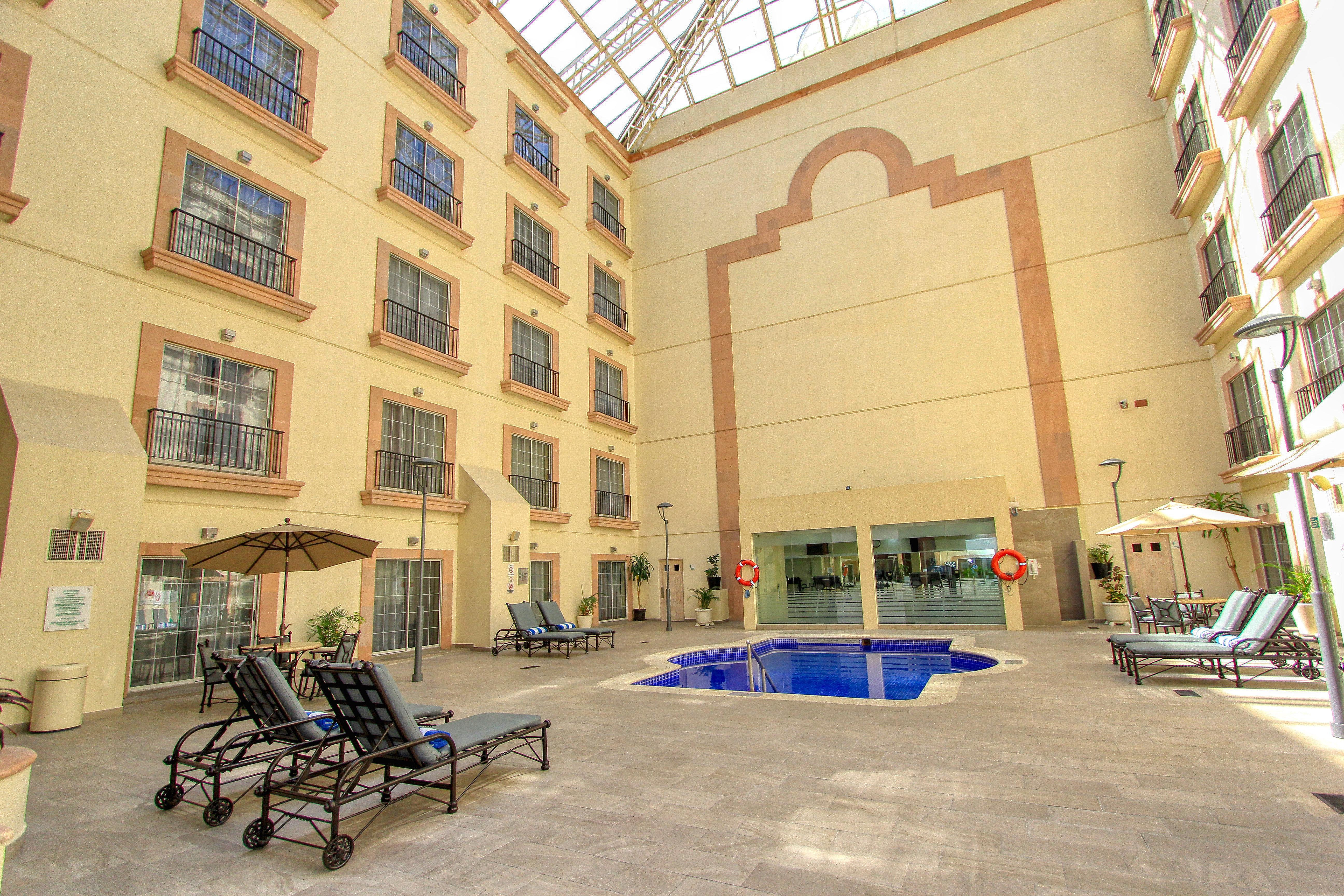 Holiday Inn Leon By Ihg Dış mekan fotoğraf