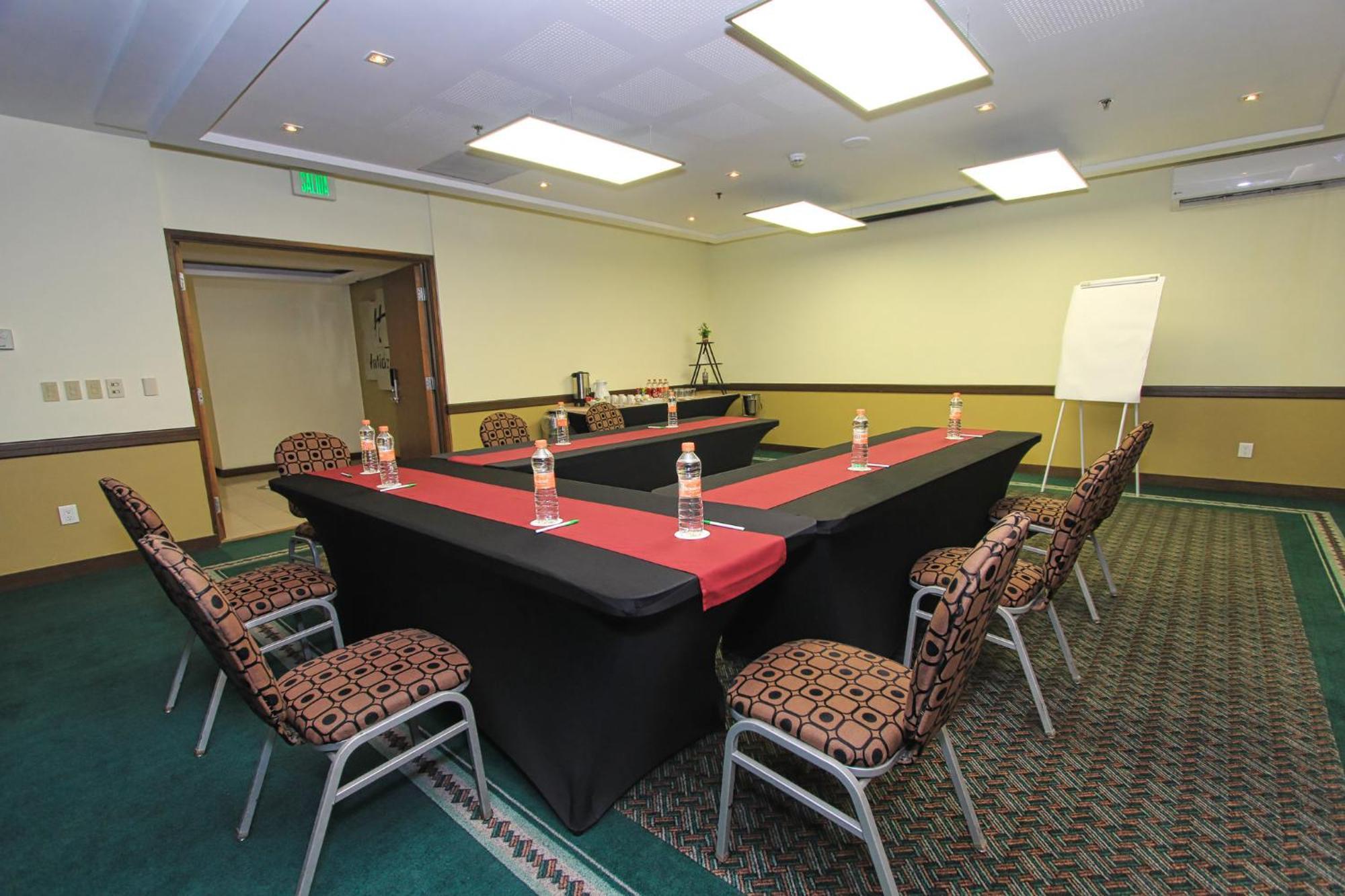 Holiday Inn Leon By Ihg Dış mekan fotoğraf