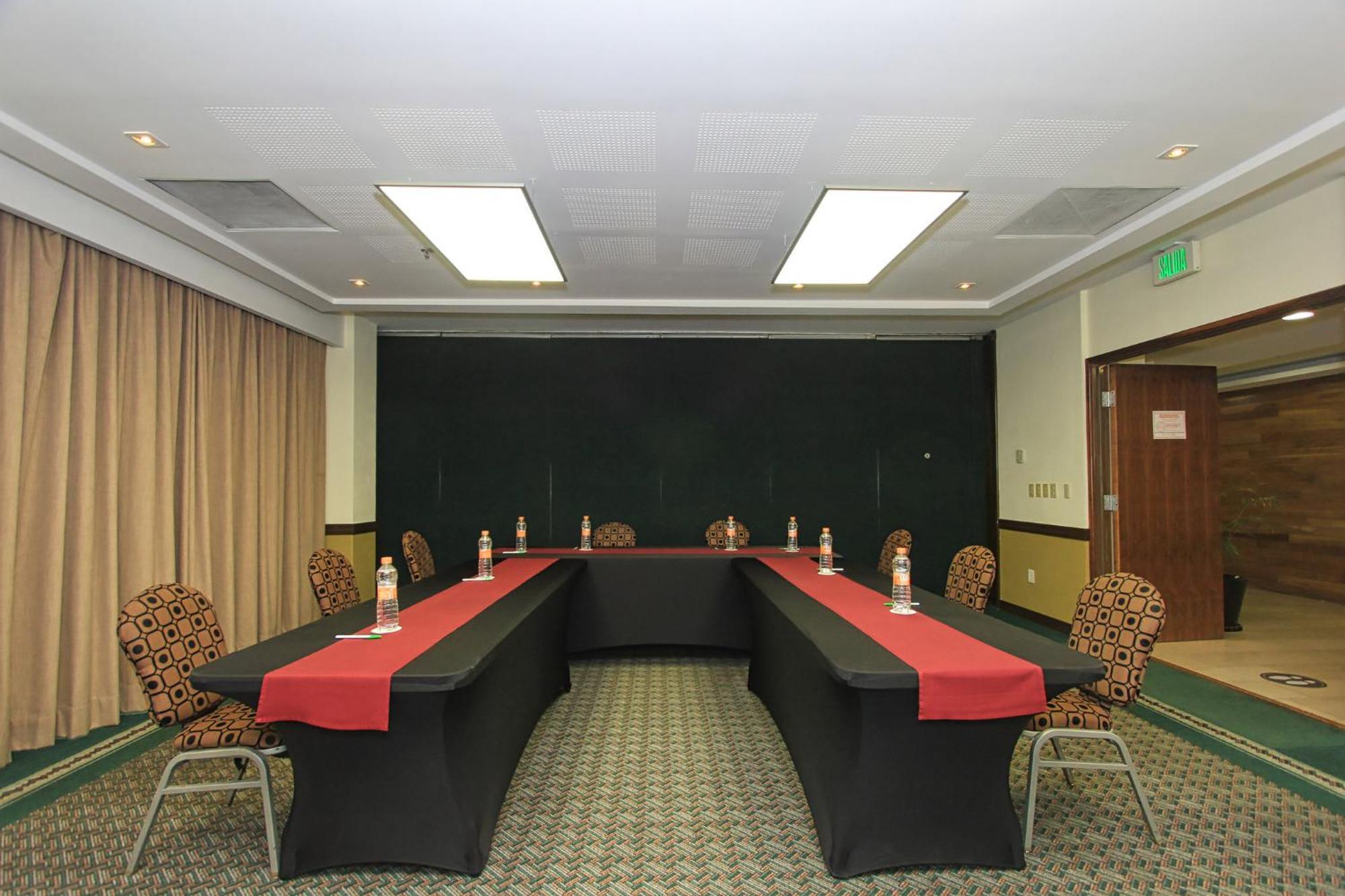 Holiday Inn Leon By Ihg Dış mekan fotoğraf