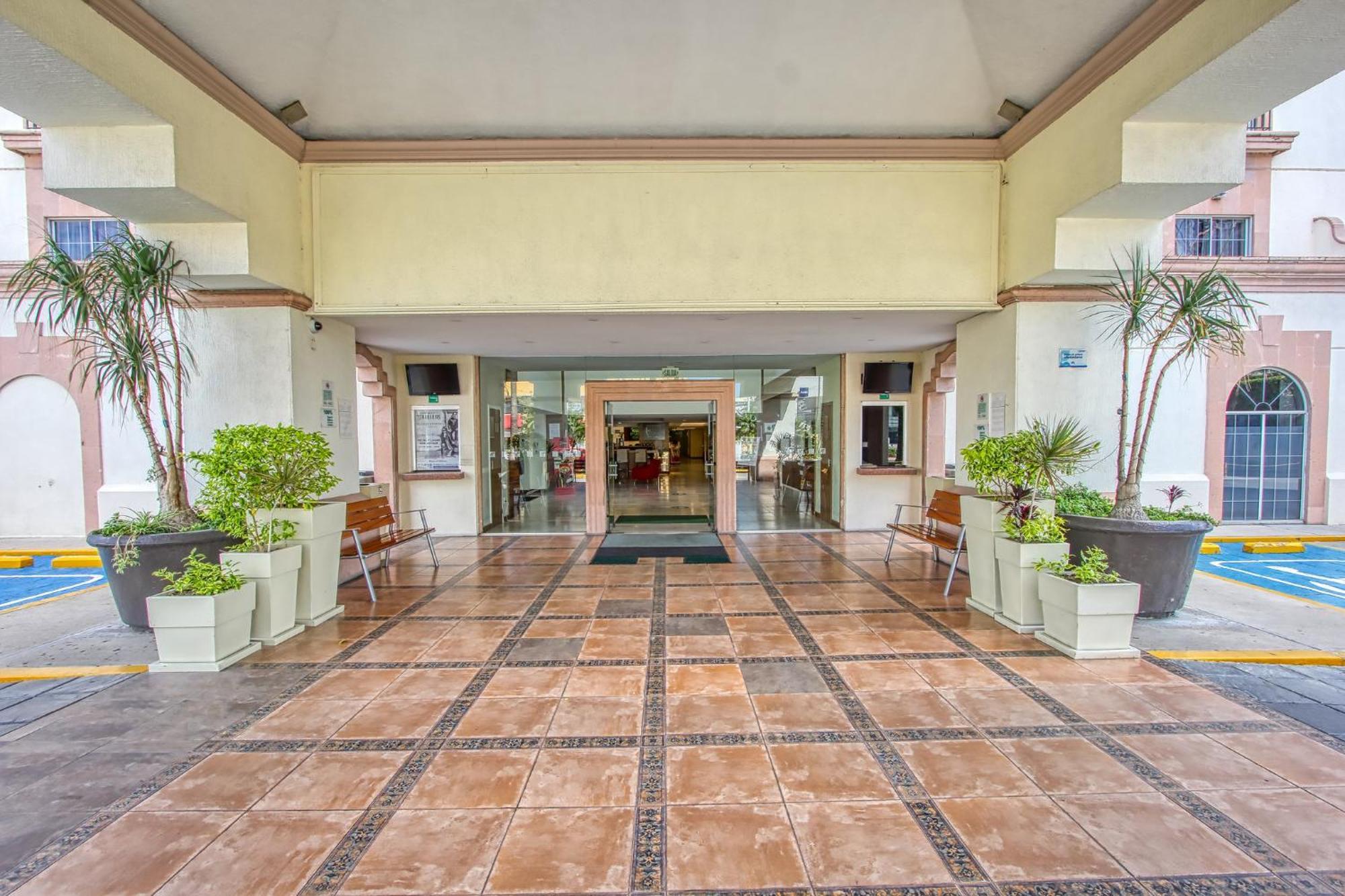 Holiday Inn Leon By Ihg Dış mekan fotoğraf